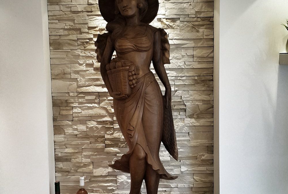 Dziewczyna z owocami