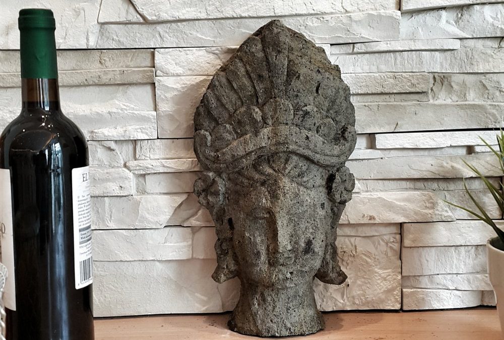 Płaskorzeźba księżniczki