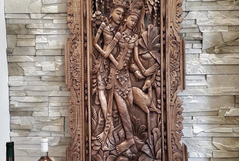 Zakochani – płaskorzeźba